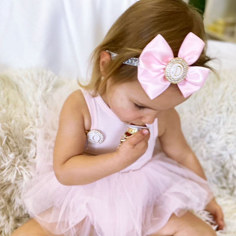 Personalized headband with baby's Initial, custom newborn gift - pink